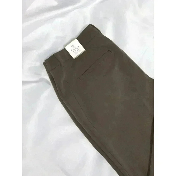 CHICO'S pants size 6 REGULAR 0.5 straight leg CLASSIC OFFICE STYLE ZIPUP CLOSURE - Picture 10 of 13